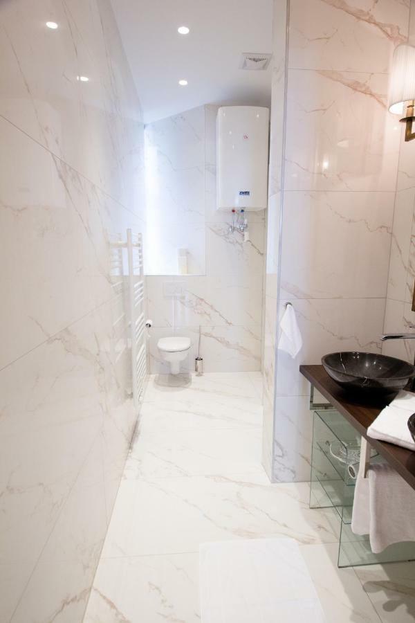 Studio Apartments Urania - Mai'S Apartments ウィーン エクステリア 写真